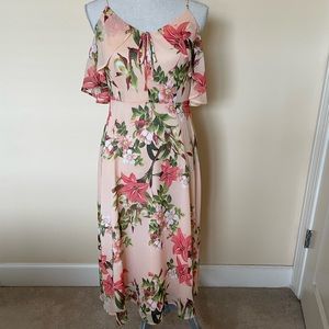 Dreamy peach floral sundress Size 6